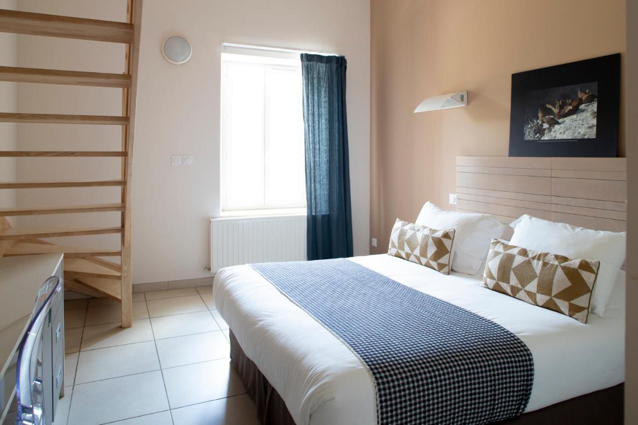 Auberge Des Baronnies LʼÉpine Eksteriør billede